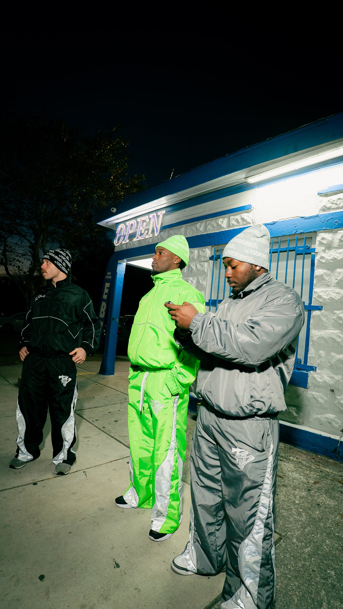 WindBreaker Grey Set
